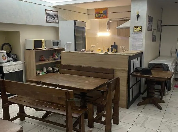 VIP Hostel OK Hotel